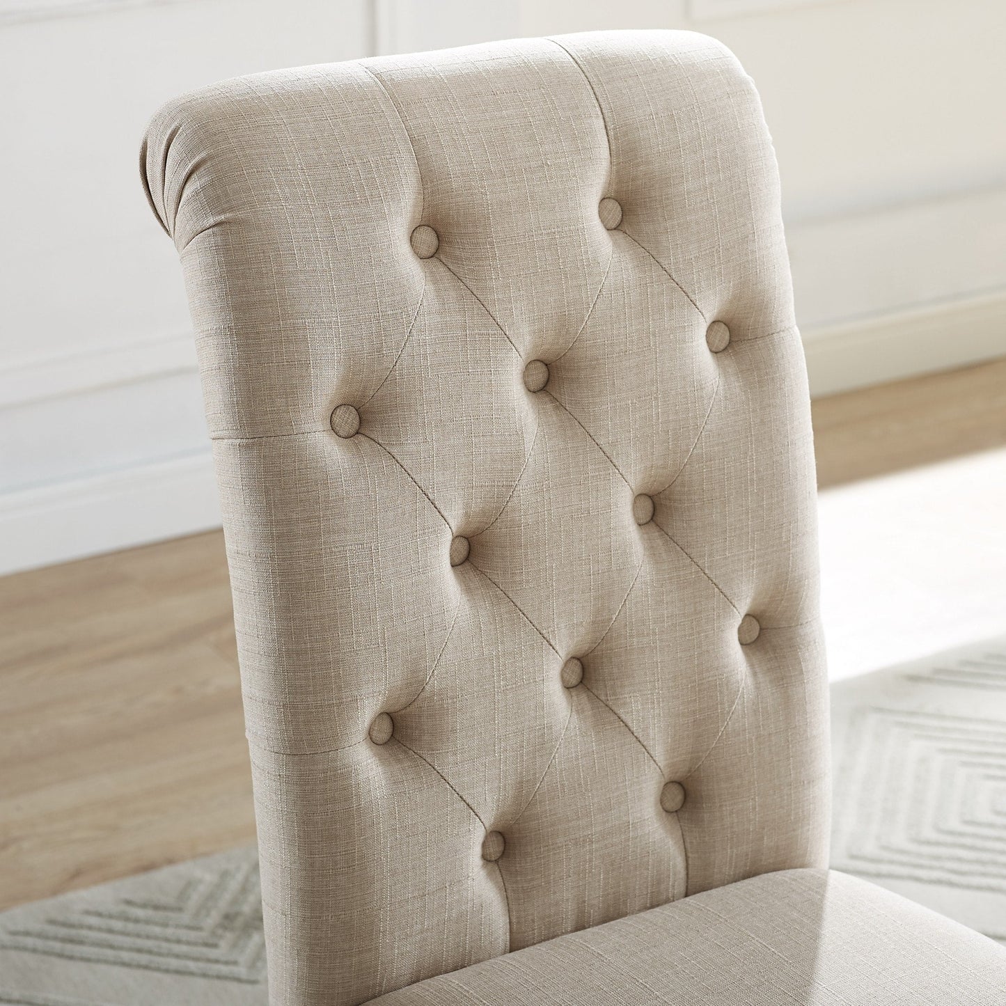 Chaise de salle à manger capitonnée en bois massif Leviton de Roundhill Furniture (lot de 2)