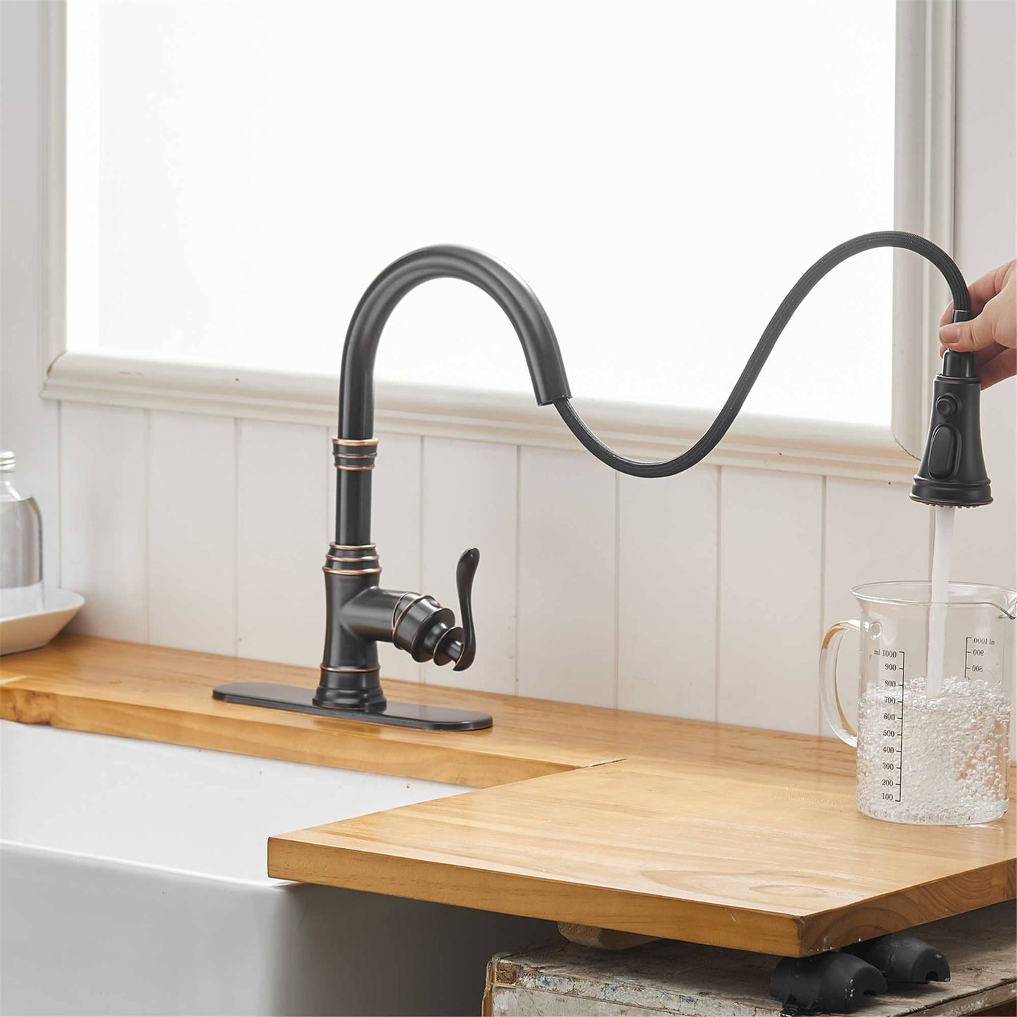 Robinet de cuisine à tirette, poignée unique, robinet d'évier de cuisine moderne à un trou avec douchette extractible, robinet de lavabo avec plaque de pont