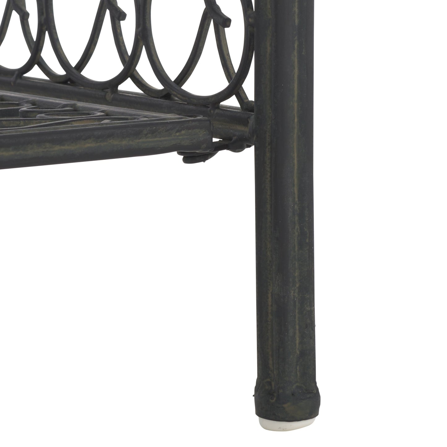 Étagère de boulangerie d'extérieur à 4 niveaux en fer forgé victorien SAFAVIEH Bryn - 25 po L x 15 po P x 63 po H - 25L x 15P x 63H
