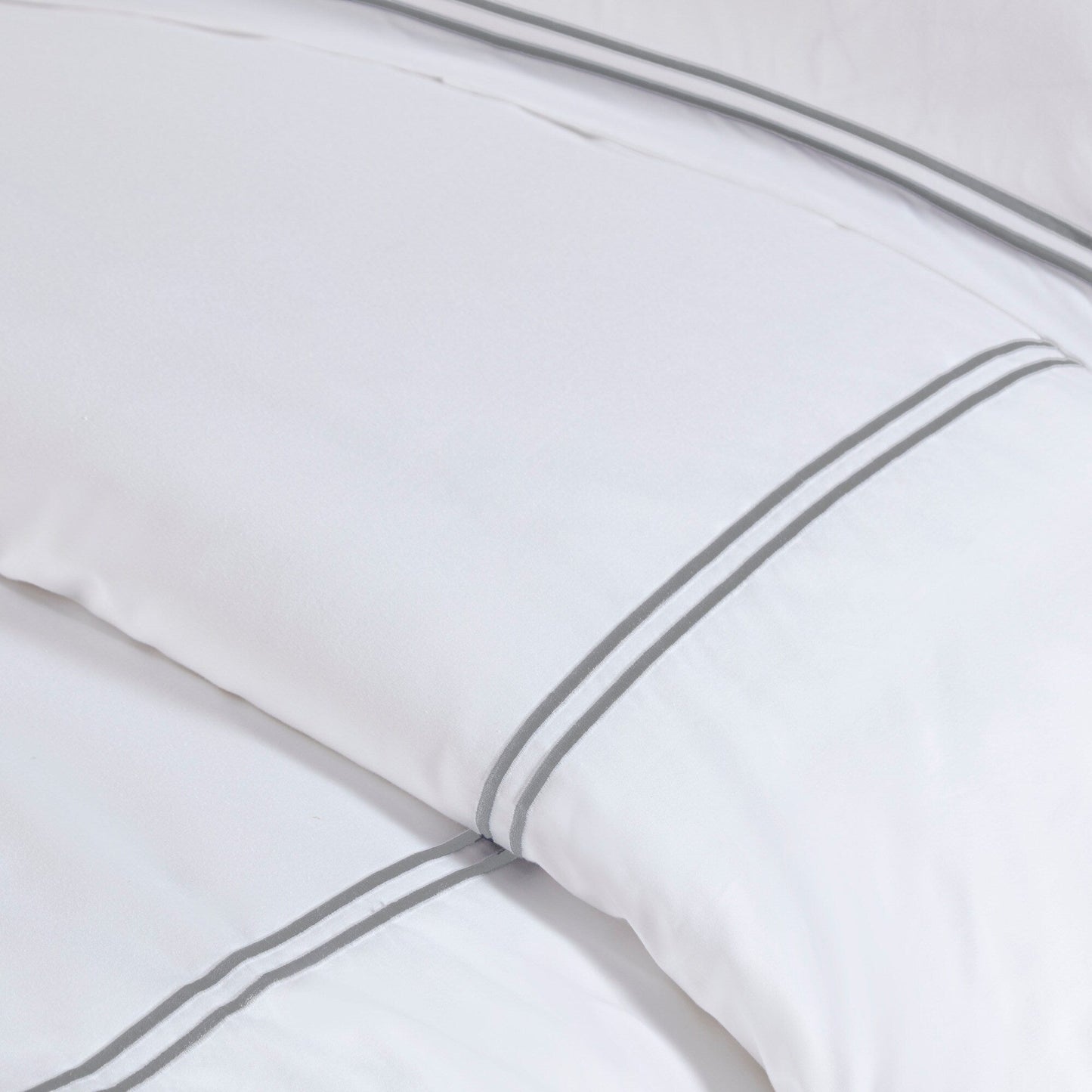 Parure de lit Madison Park Signature 500 fils au pouce carré, 100 % satin de coton brodé, collection de luxe