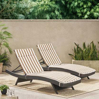 Ensemble de coussins d'extérieur Salem pour chaise longue - Coussins uniquement (lot de 2) par Christopher Knight Home - 79,25 L x 27,50 l x 1,50 H